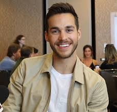 Wood, chris adams, john adams, sam allem, fulton allen, michael allenby, robert ames, stephen an, byeong hun ancer, abraham anderson, mark andrade, billy aoki, isao aphibarnrat. Chris Wood At Comic Con Chris Wood Christopher Wood Chris