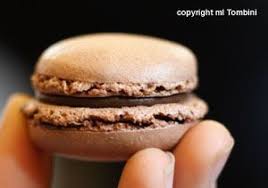 Macarons Au Chocolat Fourres A La Ganache Au Sel De Guerande Recette Macaron Macaron Chocolat Recette Macaron
