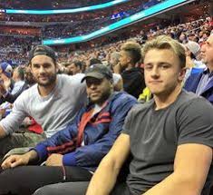 Instagram dapat berfungsi sebagai tempat berkomunikasi, sarana hiburan, hingga tempat untuk jika sobat ingin memiliki bisnis dan mau promosi juga, namun gak punya banyak akun instagram, jangan. 62 Jakub Vrana Ideas Washington Capitals Capitals Hockey Hockey Teams