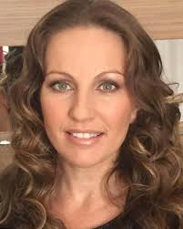 Rachael Moore's Instagram, Twitter & Facebook