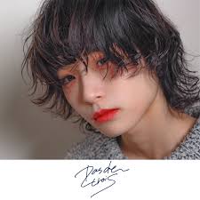 ボブ レイヤーが大人気 垢抜け見えするヘアスタイルはコレ hair レイヤーボブ ウルフ カット ボブ