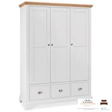 Cat duco glossy (bisa bebas custom) formasi : Lemari Pakaian 3 Pintu Murah Jepara Lemari Pakaian 3 Pintu Murah Gandis Furniture Jepara