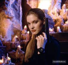 Blade is a soldier who was a member of earthrealm's special forces unit known as outer world investigation agency (oia) in the mortal kombat fighting game series. Mortal Kombat Promo Shot Of Bridgette Wilson Sonya Blade Mortal Kombat Sonya