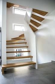 Gewendelte Treppe 1 2 Gewendelte Treppe Mit Bra 1 4 Stungshohen Wangen Flur Diele Von Holzmanufaktur Baller Gewendelte Treppe Halbgewendelte Treppe Treppe Haus