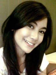 Anisa rahma merupakan puteri bungsu pasangan adi nurjaya dengan nelmah adi. Biodata Cherrybelle Lengkap Profil Agama Foto Member Terbaru Biodata Artis