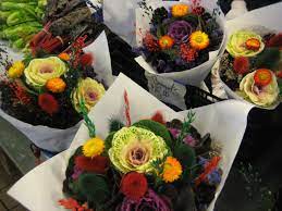 Pike place market winter flowers. Hostess Gifts For The Season Winter Bouquets From Pike Place Market Farmers Mypikeplace Holidayshandled Winter Bouquet Holiday Tree Holiday