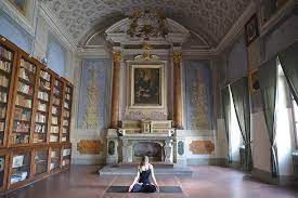 Yoga, acroyoga, time with family, friends and community, fresh food, adelaide central market, walking with my beautiful doggies.life's good. Lost In Florence Yoga Garage