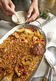 Casa de fin de semana(le corbusier). La Paella Del Domingo Y Sus Buenas Companias Un Menu Ligero Para El Fin De Semana Telva Com