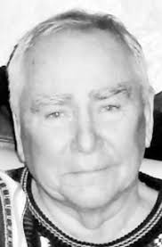 Football coaching legend, former county commissioner dies