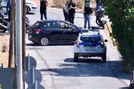 Οι πρώτες πληροφορίες αναφέρουν ότι το έγκλημα έγινε στην οδό παπανδρέου 22, ύστερα από καρτέρι που στήθηκε, σε νεαρό πυγμάχο από. Bury4oihpdxzm