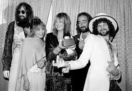 In compilation for wallpaper for fleetwood mac, we have 25 images. Fleetwood Mac Wallpaper Veranstaltung Schwarz Und Weiss Fotografie Einfarbig Familie 585702 Wallpaperuse