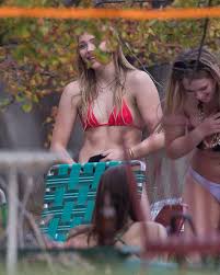 Chloe Grace Moretz Strips Down To Her Swimsuit On Set Of Neighbors 2