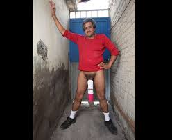 Man with worlds BIGGEST PENIS goes viral - Daily Star