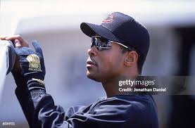 366 Jonathan Larkin Photos & High Res Pictures