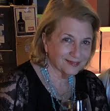 Con mucho orgullo felicitamos a Ana C. Arango , Ana S. Mongil y Ana C.  Salichs quienes fueron seleccionadas como candidatas al "U.S. Presidential  Scholars Program (https://www2.ed.gov/programs/psp/index.html)". Éxito  chicas! #Gobluebees