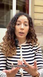 Avec ses mots justes et profonds, Fanta Dramé @fanta_stique rend hommage  aux pères immigrés de l'Afrique Subsaharienne mais qui fait écho à tous nos  pères. 🧳 Elle évoque la dignité, la force