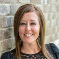 Jennifer Orton's Instagram, Twitter & Facebook