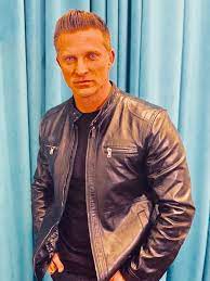 Pin By Lynne Lv On Steve Burton Is Jm Steve Burton Actors Actresses Bagans