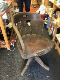 We use a variety of upholstery & polishing techniques that will bring your furniture back to life. Leather Repair And Re Upholstery Beverley Hull Yorkshire