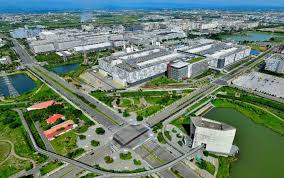 Taiwan semiconductor manufacturing company, the largest contract chipmaker in the world, is building it is unsafe if tsmc is only in taiwan; News Tsmc Has Started Construction Of Its 5nm Fab 18 In Taiwan