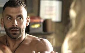 Órfãos da Terra: Fauze fica perturbado ao investigar seu passado com Aziz ·  Notícias da TV