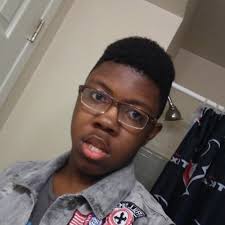 Derrick Sterns (@UniquePastaChef)