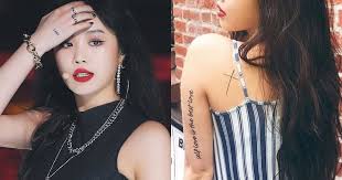 Keduanya bercerai setelah mengarungi bahtera rumah tangga selama kurang lebih satu tahun. 7 Potret Idol Perempuan Yang Tampil Sensual Dengan Tato Idnbuzz