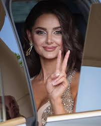 مه‌لقا جابری - ویکی‌پدیا، دانشنامهٔ آزاد