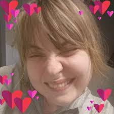 Dzisiaj o 22:00 PREMIERA filmu "NAJPIERW UCICHŁY PTAKI" w TV Puls ale póki  co zademonstruję do czego mogą przydać się takie przedmioty w lesie  😉👍🎥📺🎬💥🔥😁