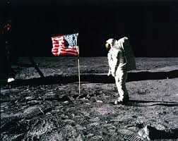 Being short on time doesn't mean you have to have any less happy a honeymoon. Destination Moon Radio Kpbs