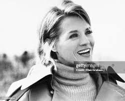 723 Angie Graham Stock Photos, High-Res Pictures, and Images