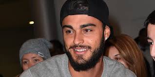 Super économies sur les hôtels et hébergements à dubaï, émirats arabes unis. Thibault Garcia Kuro Les Marseillais Sa Biographie Cosmopolitan Fr