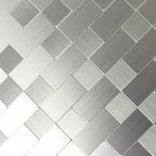 Bevor sie aber solche wandfliesen, bodenfliesen, selbstklebende küchenspiegel oder ein. Selbstklebende Metall Mosaik Fliesen Silber Mix Tm33438