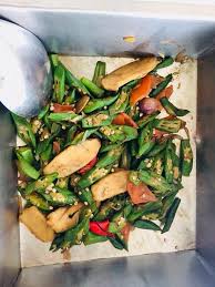 Es campur juga kerap jadi andalan untuk berbuka puasa. Today Menu Nasi Sayur Campur 2 Kawan Restaurant Facebook