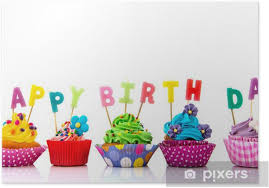 This recipe for 4 cupcakes will come in handy! Poster Bunte Happy Birthday Cupcakes Pixers Wir Leben Um Zu Verandern