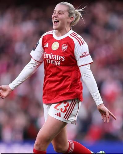 Alessia Russo scored a 27 minute hat-trick in Arsenal Women's North London  Derby victory today 👏