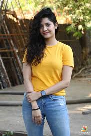 Ritika Singh Photos Tamil Actress Photos Images Gallery Stills And Clips Indiaglitz Com In 2020 Ritika Singh Bollywood Actress Hot Bollywood Actress Bikini