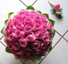 Tischgestecke zur konfirmation eines mädchens tischgesteck rosa rosen floristik konfirmation taufe mädchen. Rosa Brautstrausse