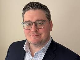 Daniel Huse's Instagram, Twitter & Facebook