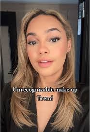 Christine Dellinger's Instagram, Twitter & Facebook