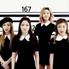 그룹 이름의 의미는 세상에 태어난 아기들이 하는 옹알이처럼 원초적이고 본능적으로 다가가자는 의미이다. My Girls Are Back Mamamoo 1cm Taller Than You It S Wonderful As Always Mamamoo 1cm Mamamoo Tumblr Outfits Hair Inspiration