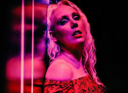 REVIEW: Chellcy Reitsma keeps the vibes high