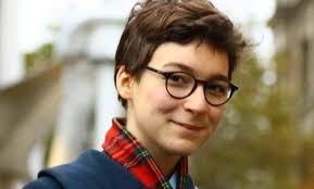 Cassandre Begous : Une Voix Montante dans la Politique et les Droits  LGBTQI+ - French Hub