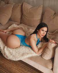 christine (@christinebbyyy)  X