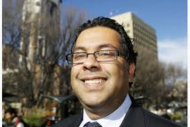 Calgary's Naheed Nenshi and Sun News' Ezra Levant spar in epic Twitter  battle