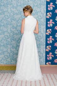 Maybe you would like to learn more about one of these? Brautkleid Mit Stehkragen Weitem Rock Und Toller Passform Braut Brautkleid Kleider