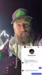 Im not a professional christmas light installer but i dont do to bad if i  say so!