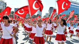 23 nisan yirmi üç nisan geldi, dalgalansın bayraklar. 8dev5fqvyaby M