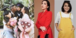 Ada wisuda anak tk, ada wisuda anak yang sudah khatam alquran, dan sebagainya. Gaya 10 Seleb Dampingi Anak Wisuda Tk Baju Nagita Slavina Jadi Gunjingan Dream Co Id