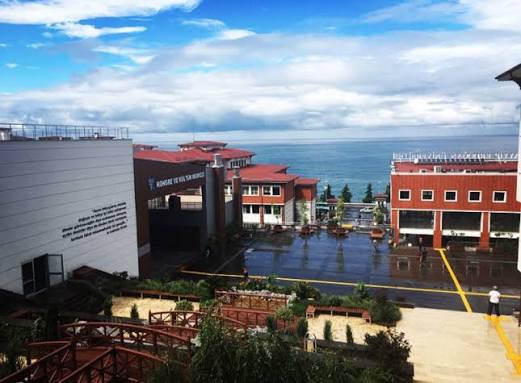 Recep Tayyip Erdoğan Üniversitesi ve Öğrenci Yaşamı Hakkında Bilgiler |  Yurtlar Burada